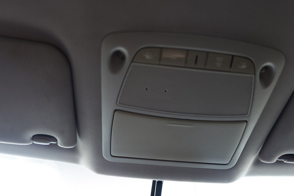 Photo 24 of this NISSAN MAXIMA