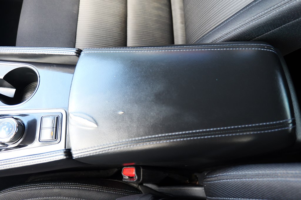 Photo 22 of this NISSAN MAXIMA