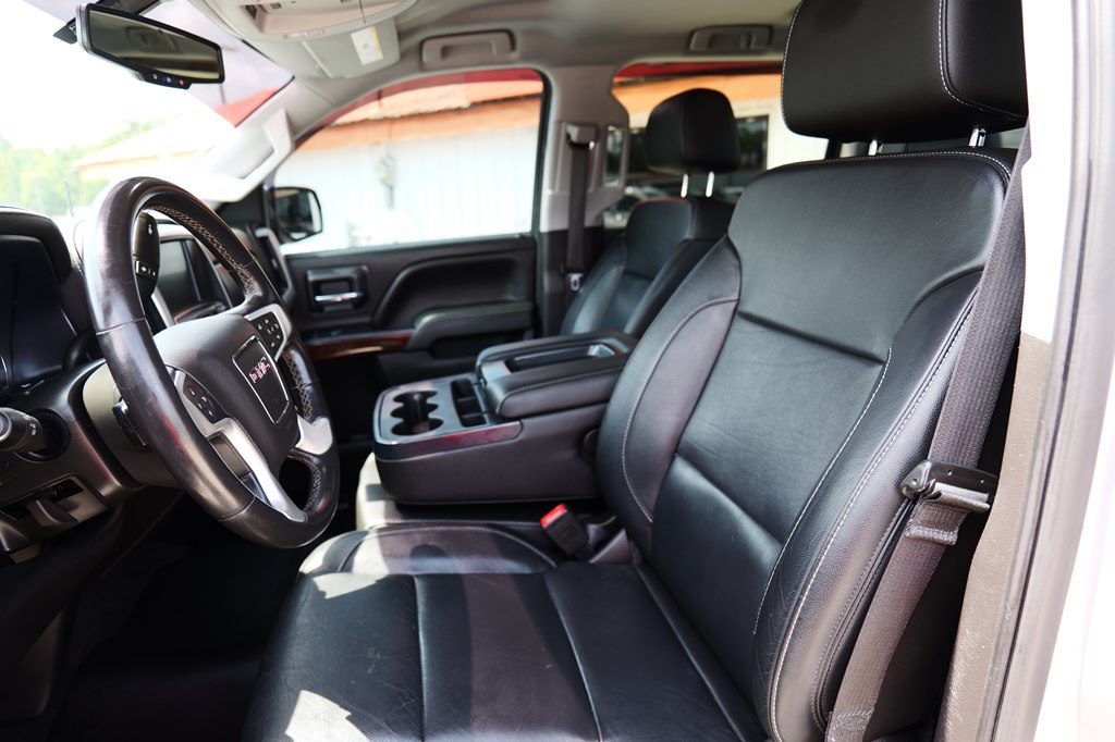 Photo 12 of this GMC SIERRA