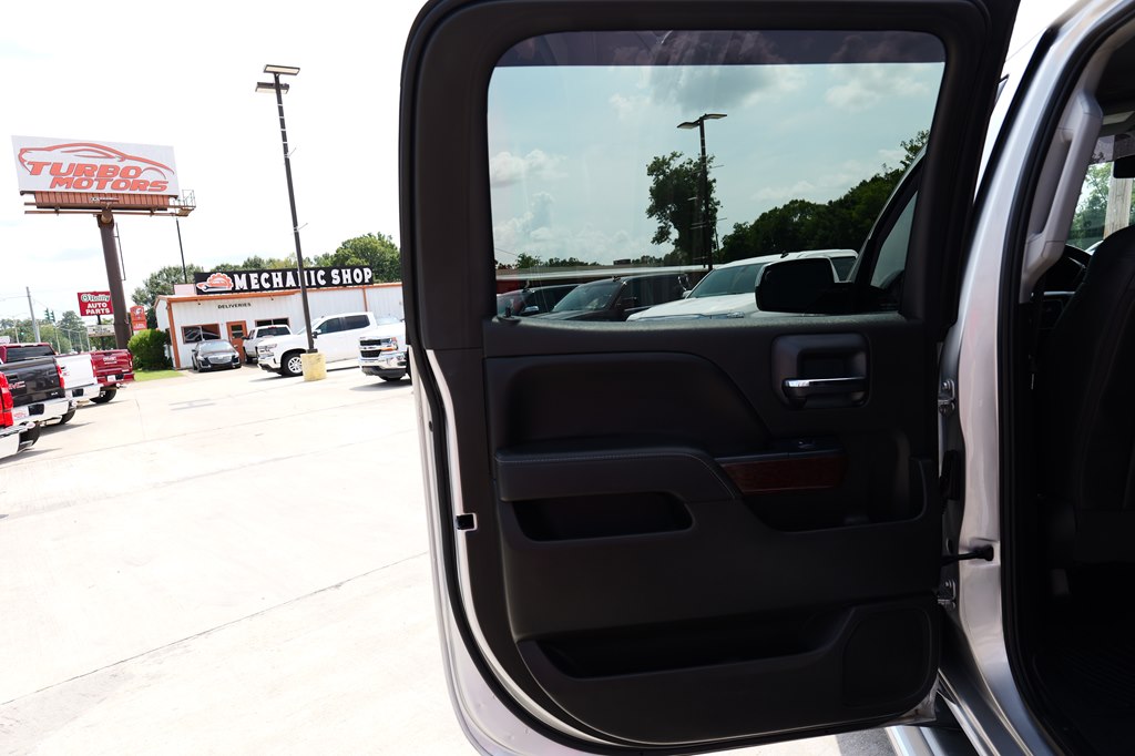 Photo 30 of this GMC SIERRA