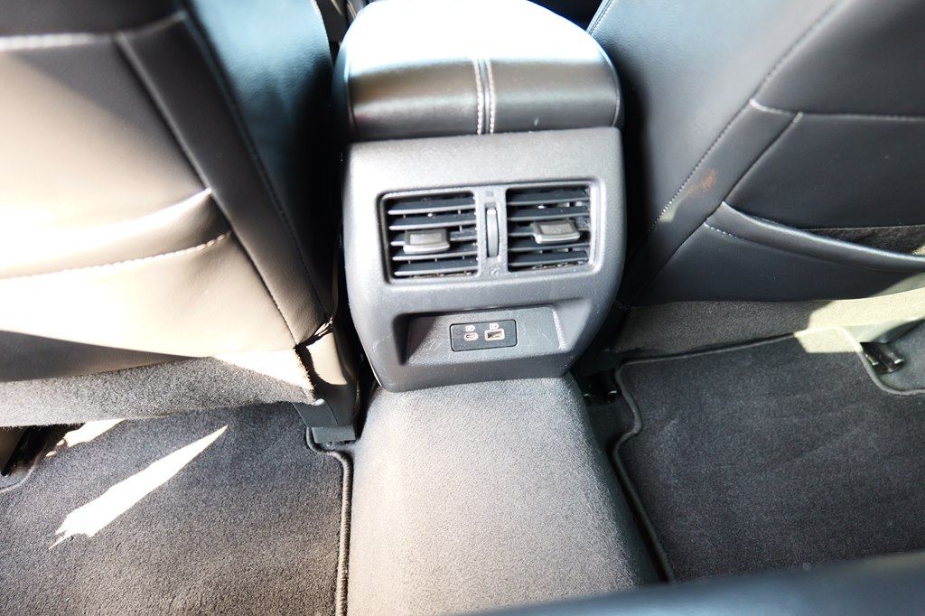Photo 33 of this NISSAN ALTIMA