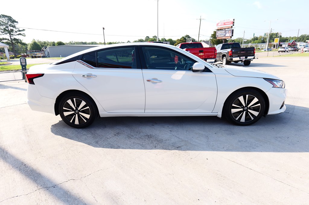 Photo 4 of this NISSAN ALTIMA