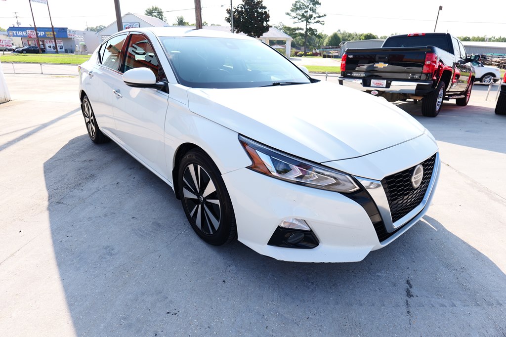 Photo 3 of this NISSAN ALTIMA