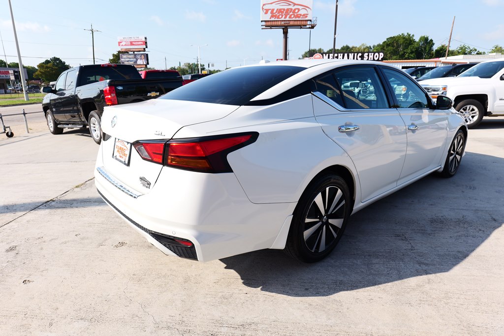 Photo 5 of this NISSAN ALTIMA