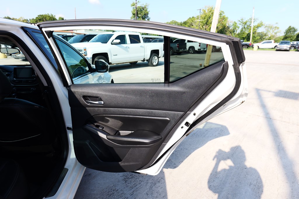 Photo 40 of this NISSAN ALTIMA