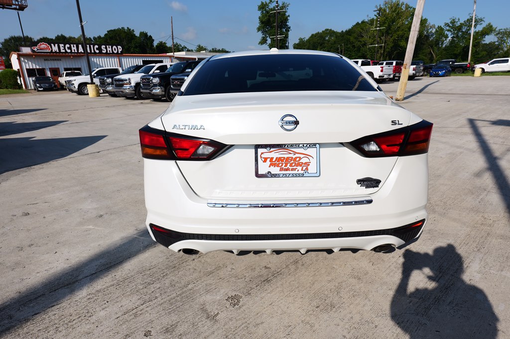 Photo 6 of this NISSAN ALTIMA