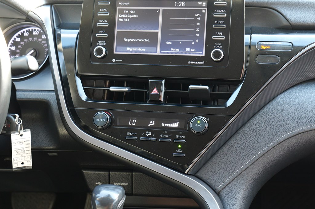 Used Car 2021 Toyota Camry  Se For Sale Under $20,000 In Baker, Louisiana