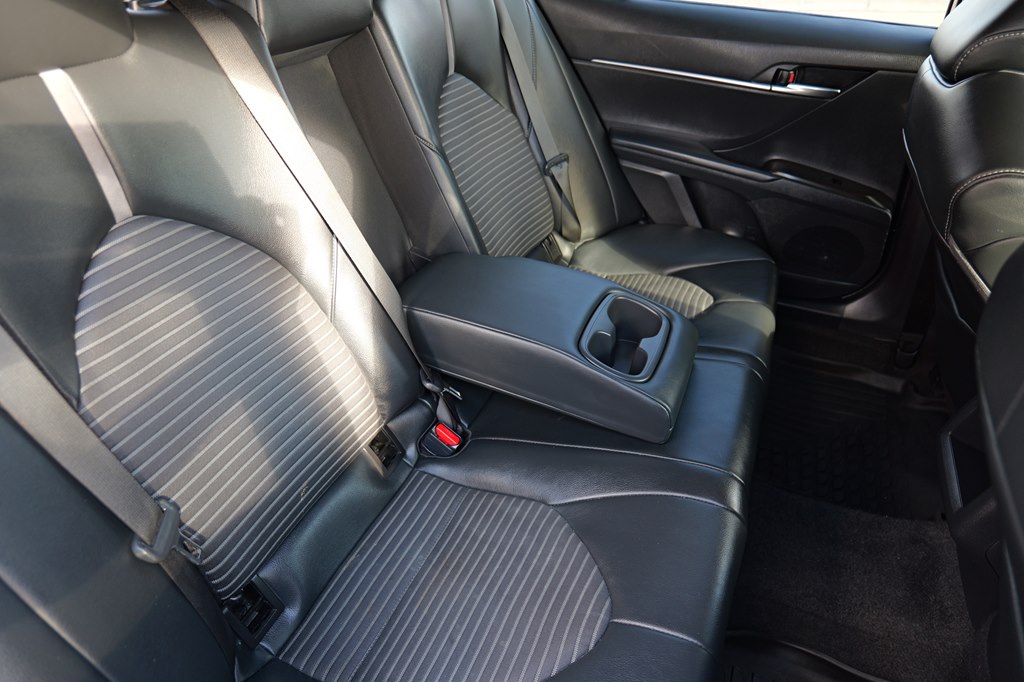 Used Car 2021 Toyota Camry  Se For Sale Under $20,000 In Baker, Louisiana