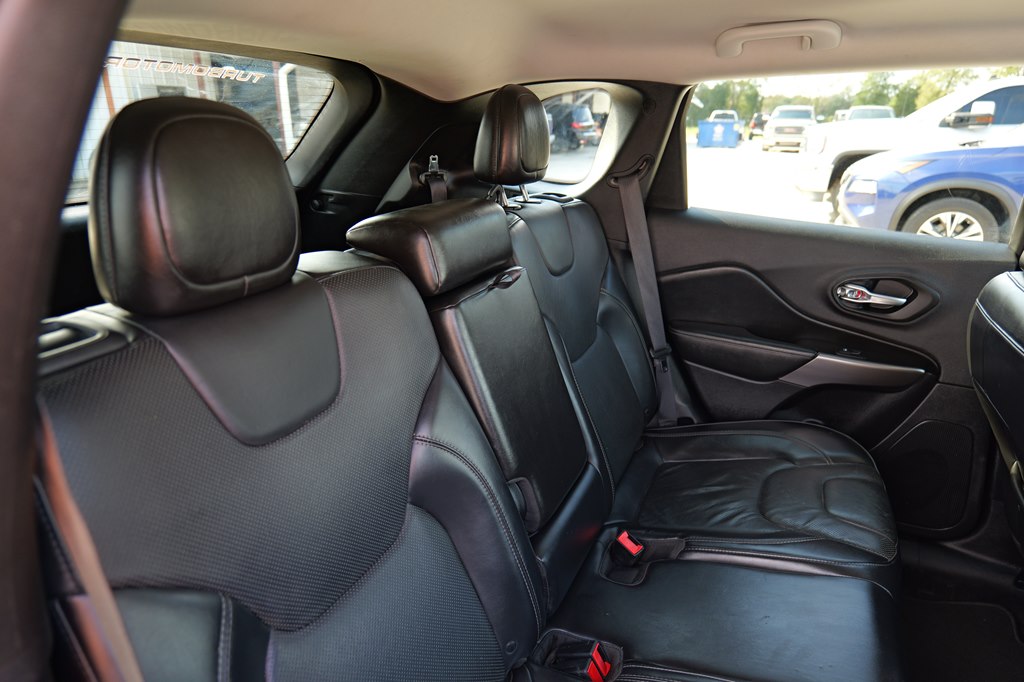 Used Car 2019 Jeep Cherokee  Limited For Sale Under $15,000 In Baker, Louisiana