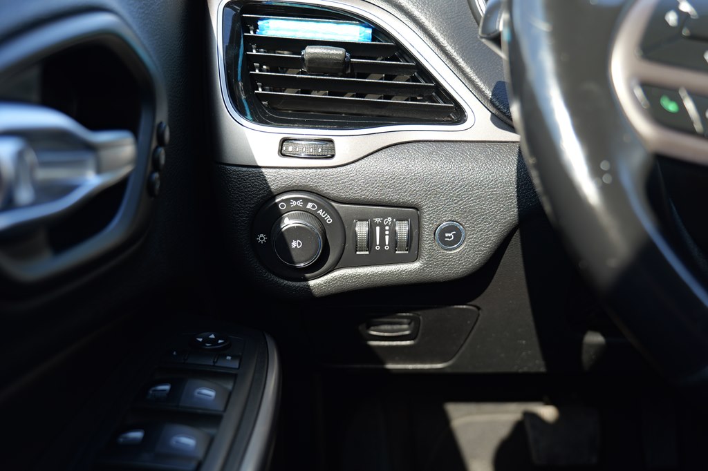 Used Car 2019 Jeep Cherokee  Limited For Sale Under $15,000 In Baker, Louisiana