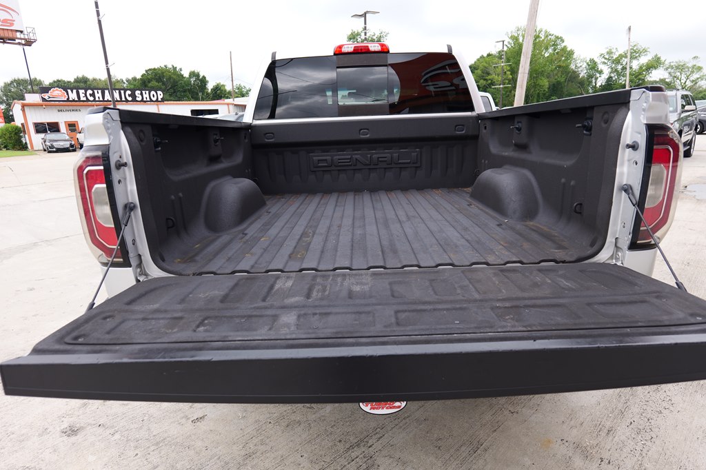 Used Car 2018 Gmc Sierra  1500 Denali For Sale Under $30,000 In Baker, Louisiana