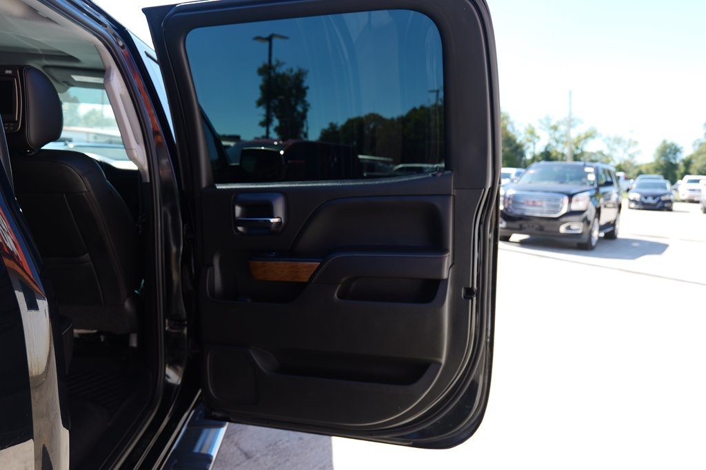Photo 47 of this CHEVROLET SILVERADO 1500