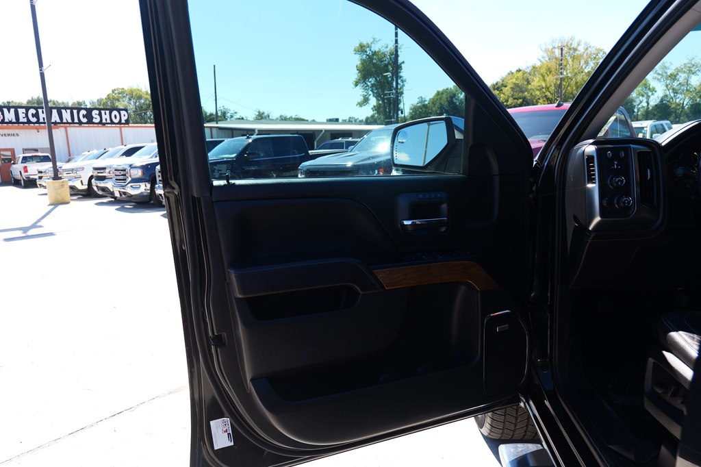 Photo 13 of this CHEVROLET SILVERADO 1500