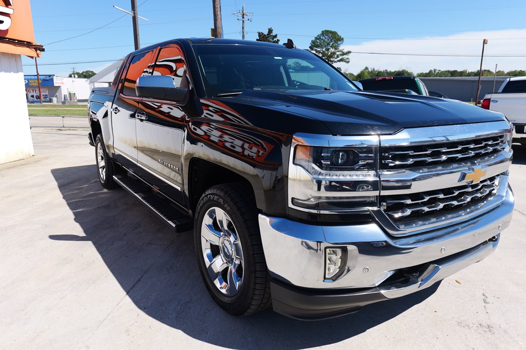 Photo 3 of this CHEVROLET SILVERADO 1500