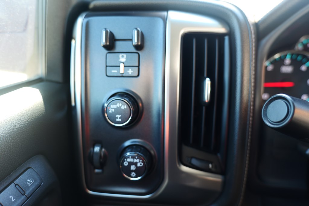 Photo 16 of this CHEVROLET SILVERADO 1500