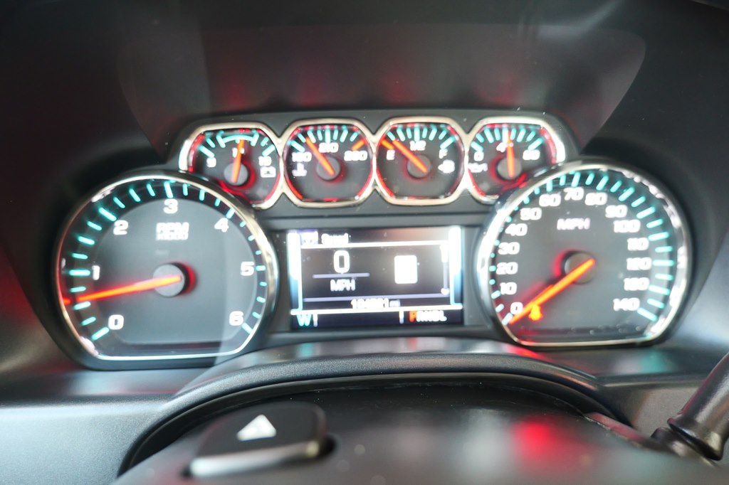 Photo 21 of this CHEVROLET SILVERADO 1500