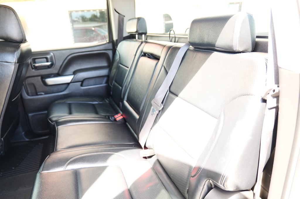Photo 31 of this CHEVROLET SILVERADO 1500