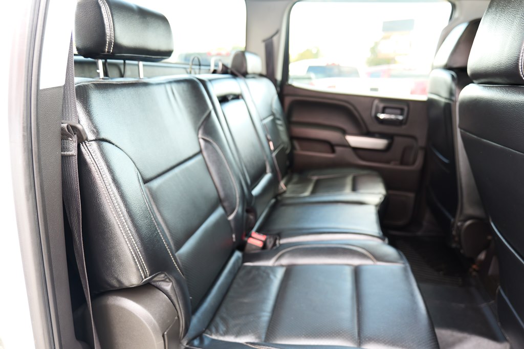 Photo 38 of this CHEVROLET SILVERADO 1500