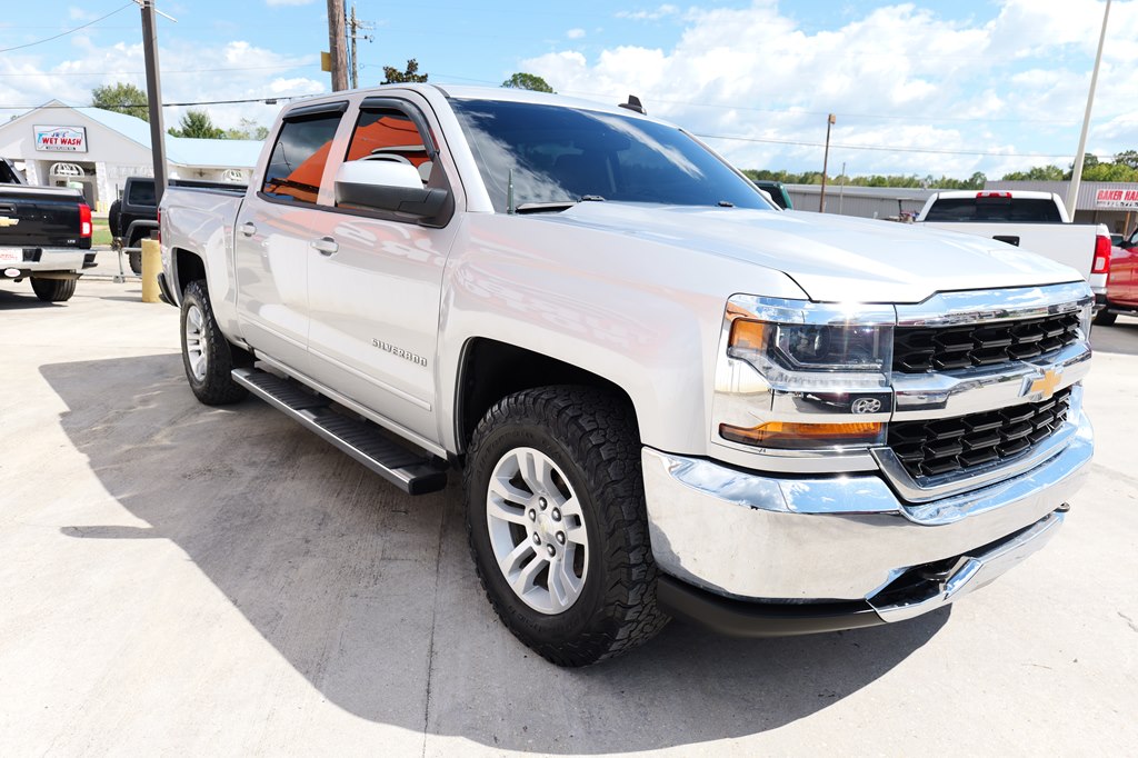 Photo 3 of this CHEVROLET SILVERADO 1500