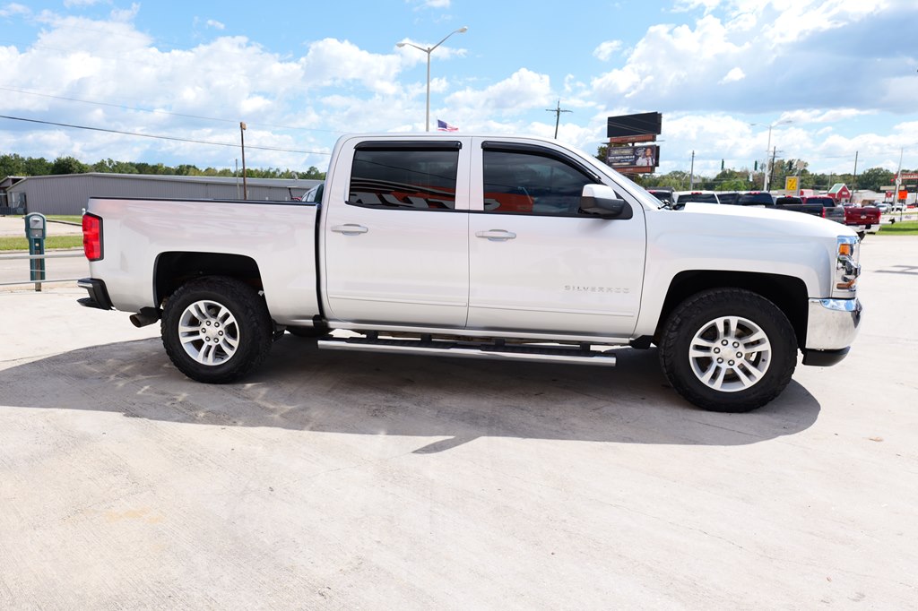 Photo 4 of this CHEVROLET SILVERADO 1500