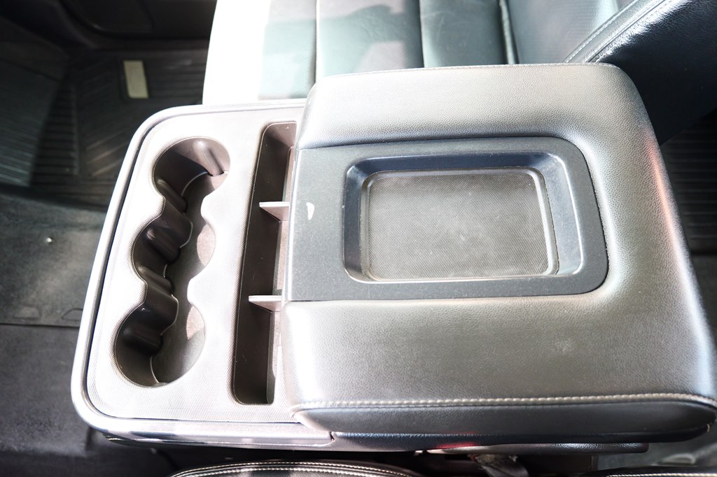 Photo 26 of this CHEVROLET SILVERADO 1500