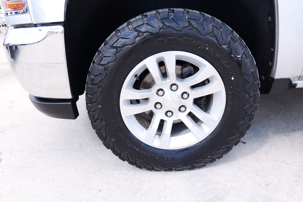 Photo 10 of this CHEVROLET SILVERADO 1500