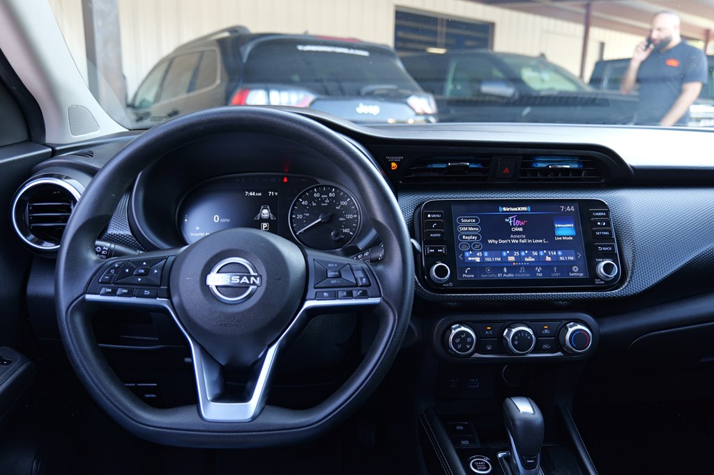 Used Car 2023 Nissan Kicks  Sv For Sale Under $20,000 In Baker, Louisiana