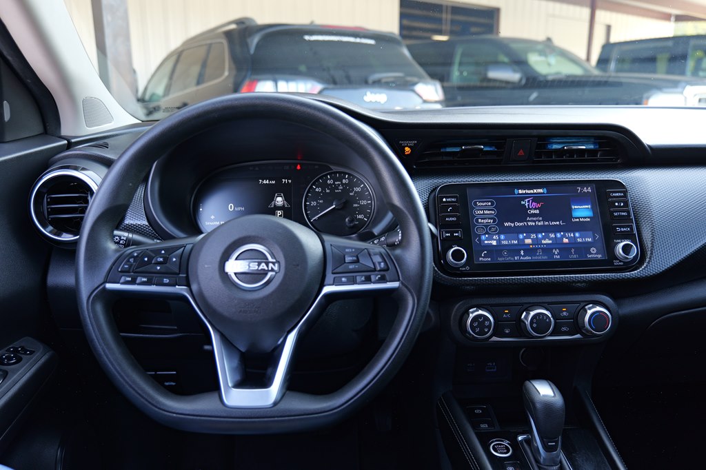 Used Car 2023 Nissan Kicks  Sv For Sale Under $20,000 In Baker, Louisiana