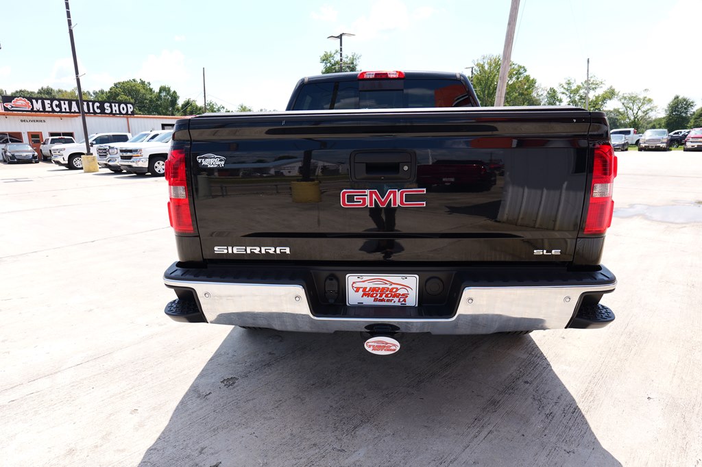 Photo 6 of this GMC SIERRA