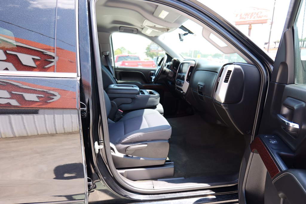 Photo 37 of this GMC SIERRA