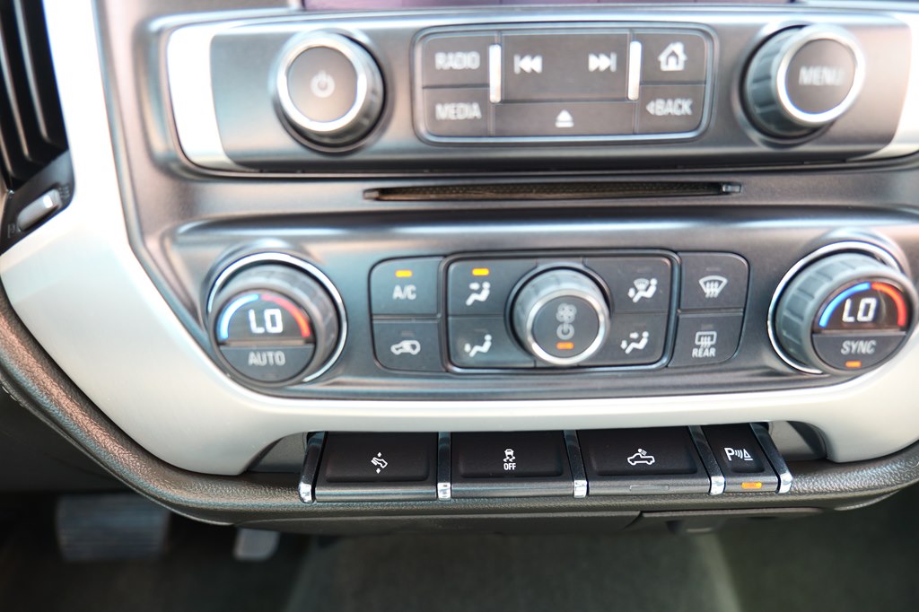 Photo 21 of this GMC SIERRA