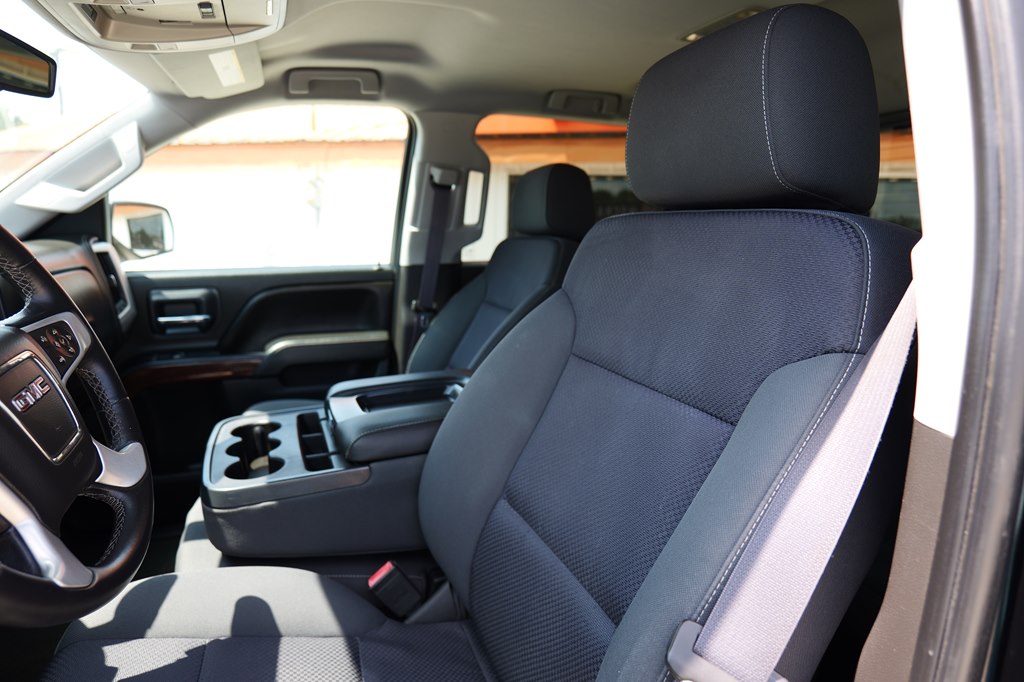 Photo 12 of this GMC SIERRA