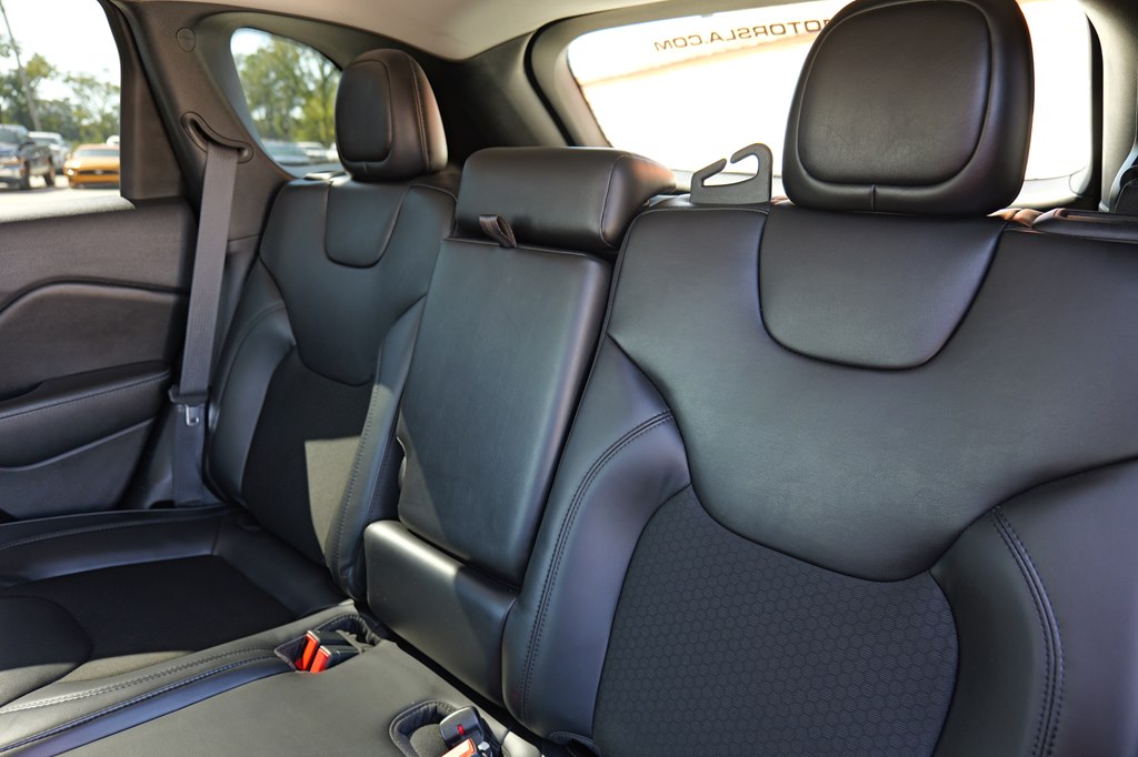 Used Car 2020 Jeep Cherokee  Latitude Plus For Sale In Baker, Louisiana