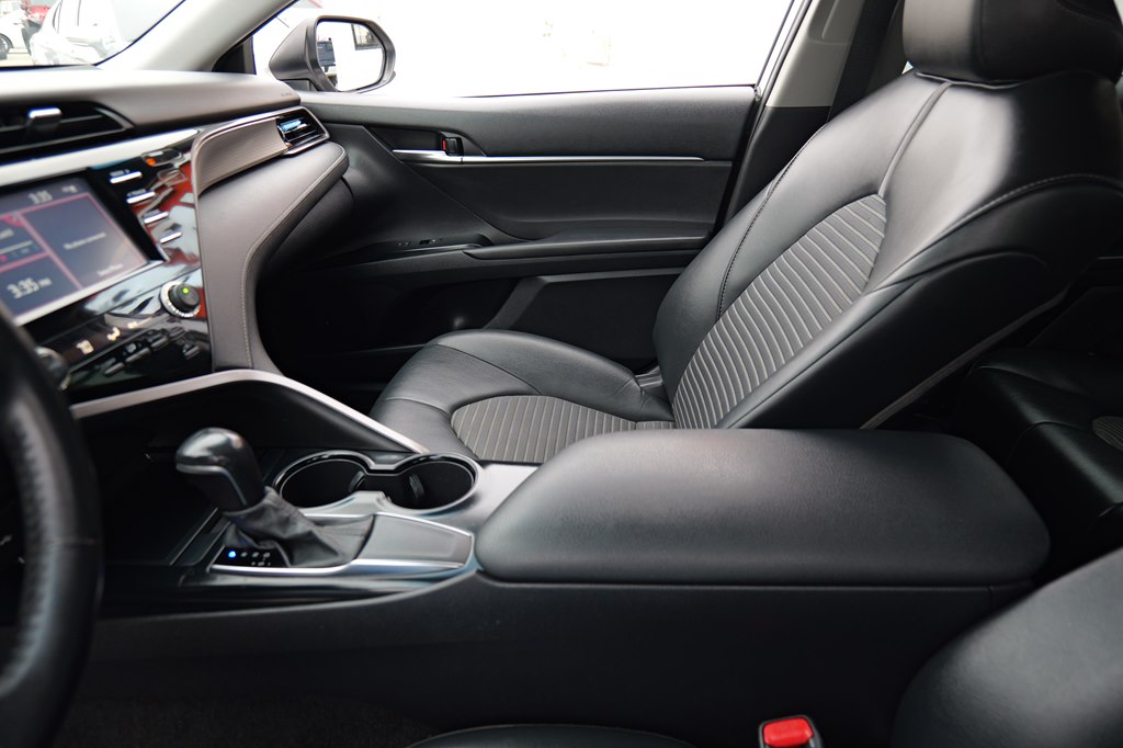 Used Car 2020 Toyota Camry  Se For Sale Under $20,000 In Baker, Louisiana