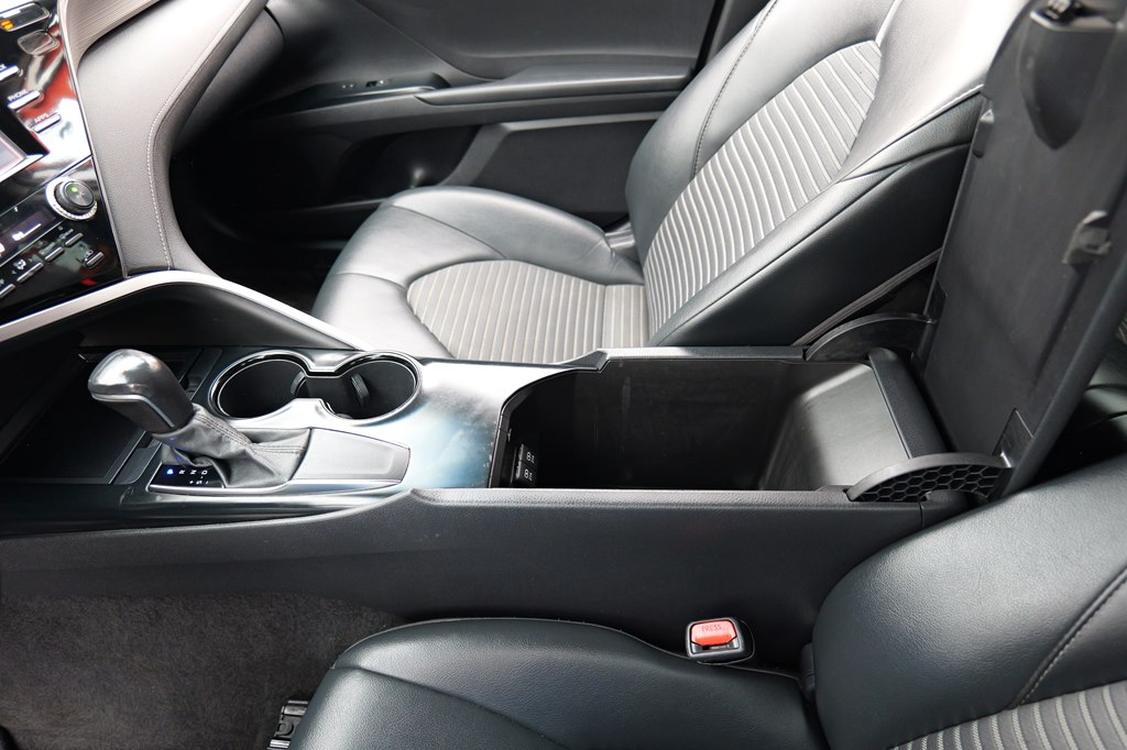 Used Car 2020 Toyota Camry  Se For Sale Under $20,000 In Baker, Louisiana