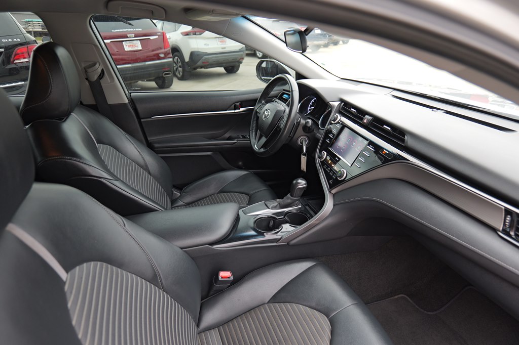 Used Car 2020 Toyota Camry  Se For Sale Under $20,000 In Baker, Louisiana