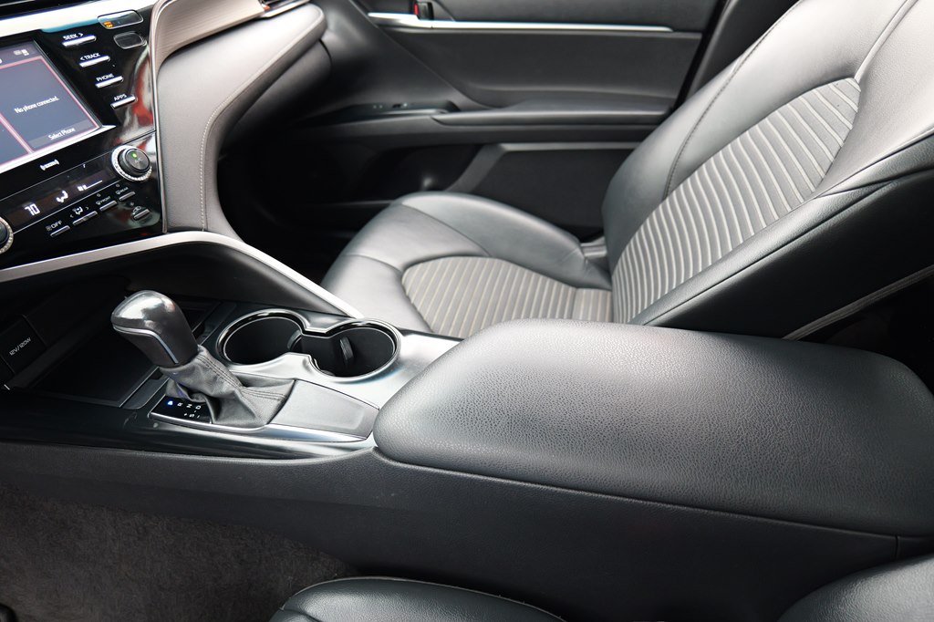 Used Car 2020 Toyota Camry  Se For Sale Under $20,000 In Baker, Louisiana