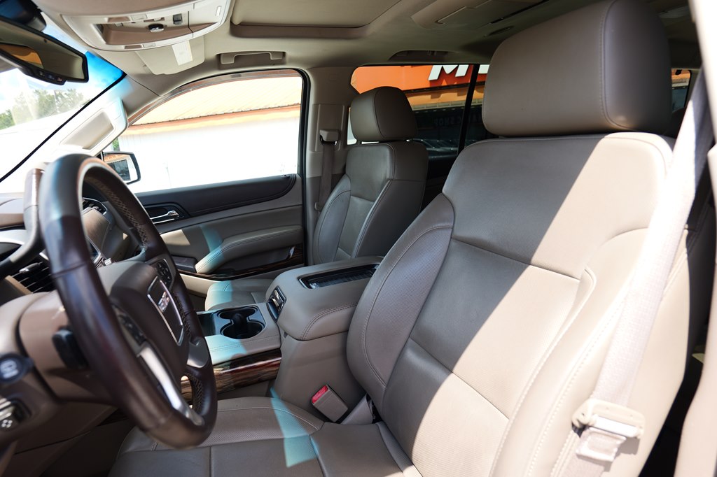 Photo 12 of this GMC YUKON XL