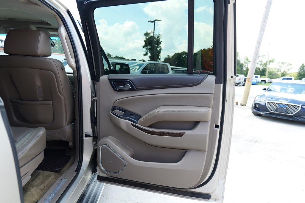 Photo 51 of this GMC YUKON XL