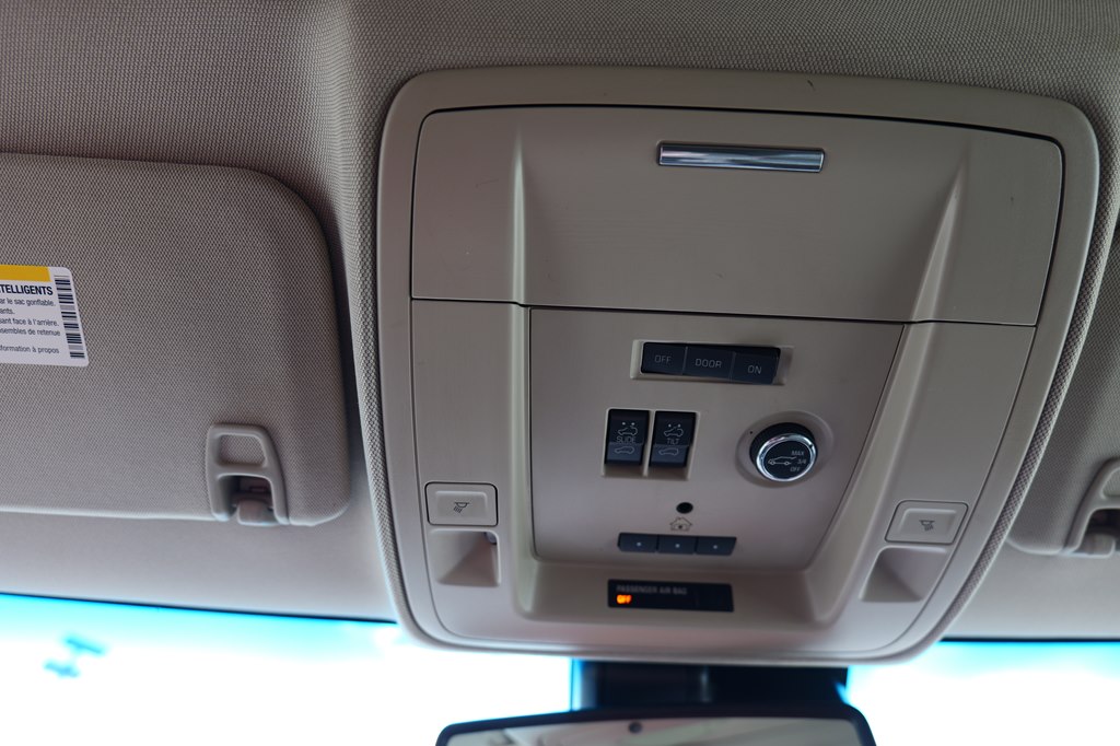Photo 32 of this GMC YUKON XL