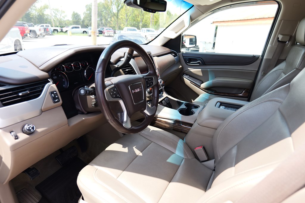 Photo 11 of this GMC YUKON XL