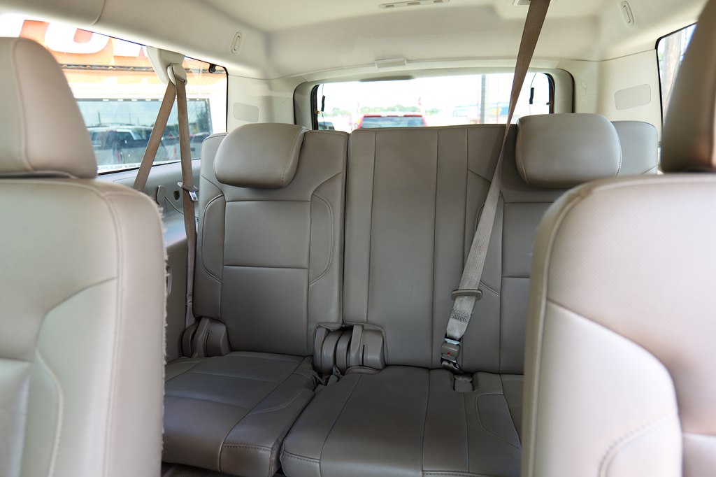 Photo 44 of this GMC YUKON XL