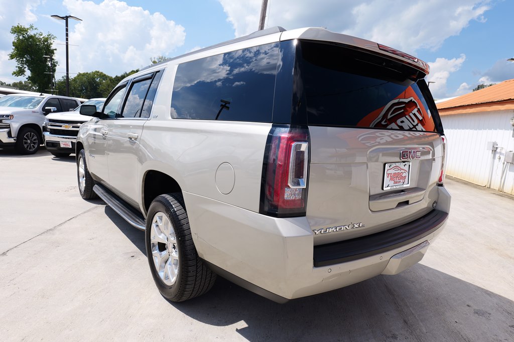 Photo 7 of this GMC YUKON XL