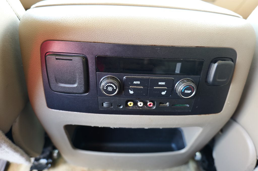 Photo 41 of this GMC YUKON XL