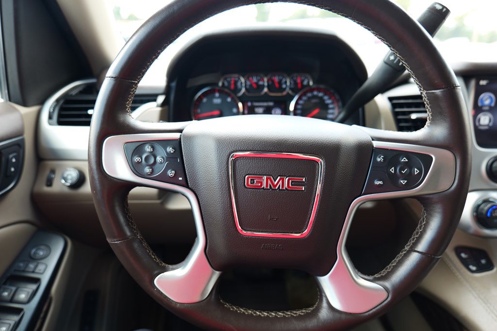 Photo 17 of this GMC YUKON XL