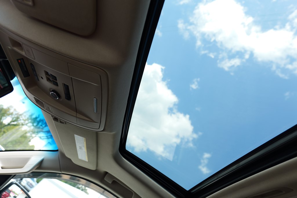 Photo 33 of this GMC YUKON XL