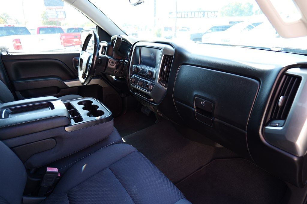 Photo 43 of this CHEVROLET SILVERADO 1500