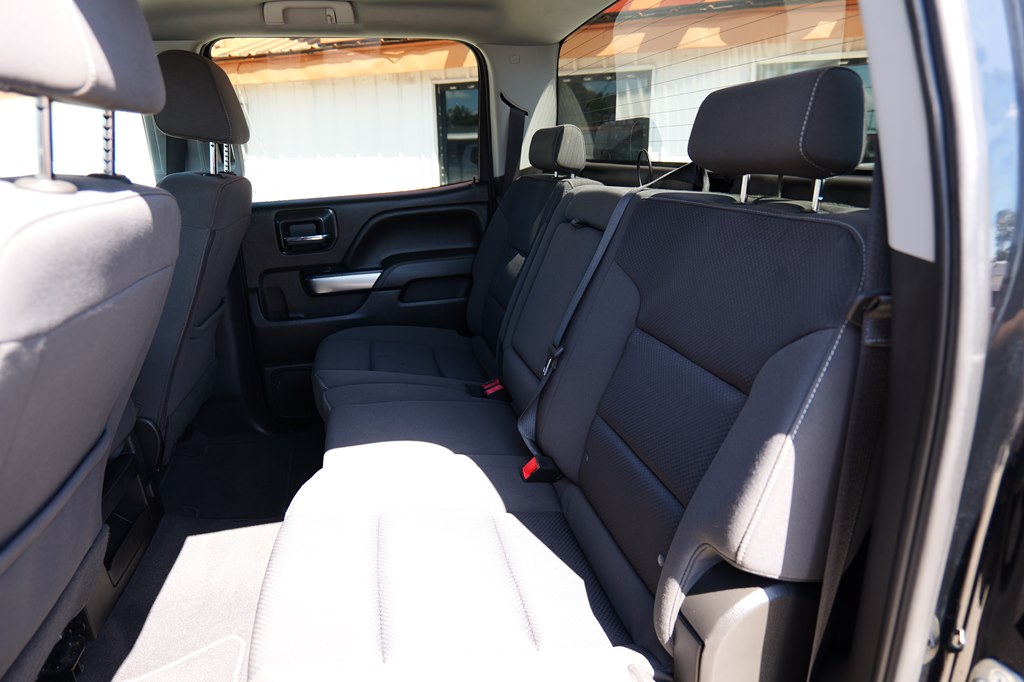 Photo 31 of this CHEVROLET SILVERADO 1500