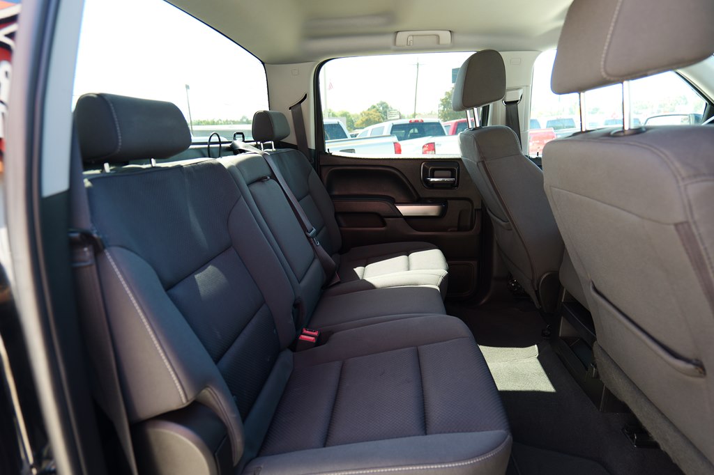 Photo 38 of this CHEVROLET SILVERADO 1500
