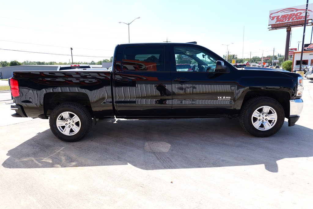 Photo 4 of this CHEVROLET SILVERADO 1500